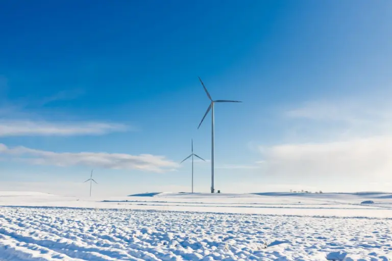 Critical communications and 3 other key LTE 450 applications